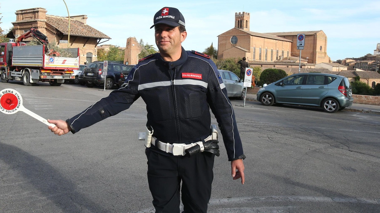 A breve l’adozione dall’Unione dell’Amiata Valdorcia, che ha già deliberato. Il presidente Rossi: "Giusto fornire uno strumento di protezione personale".