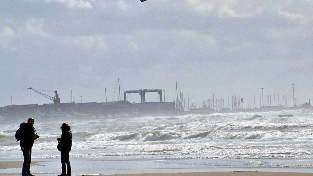 Toscana, al mare d’inverno? “Poca gente, difficile stare aperti”. Ma c’è un settore che funziona