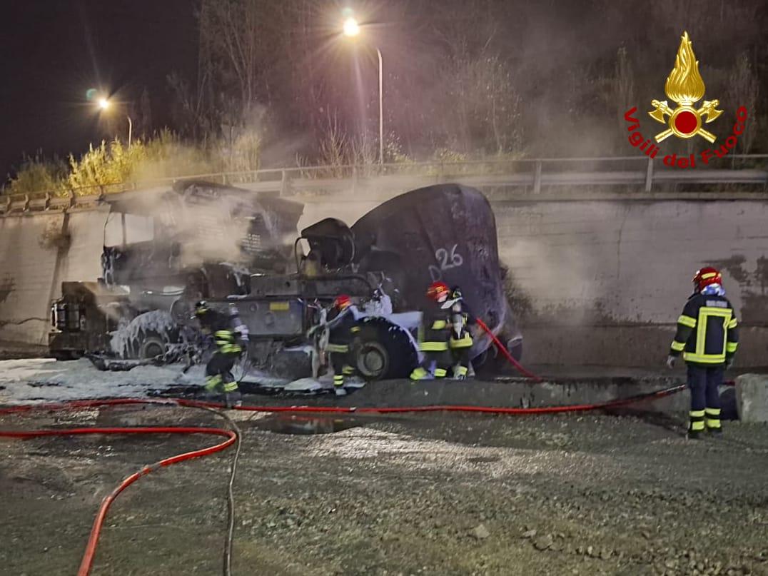 Operaio ferito nell’acciaieria a Terni, i sindacati proclamano lo sciopero