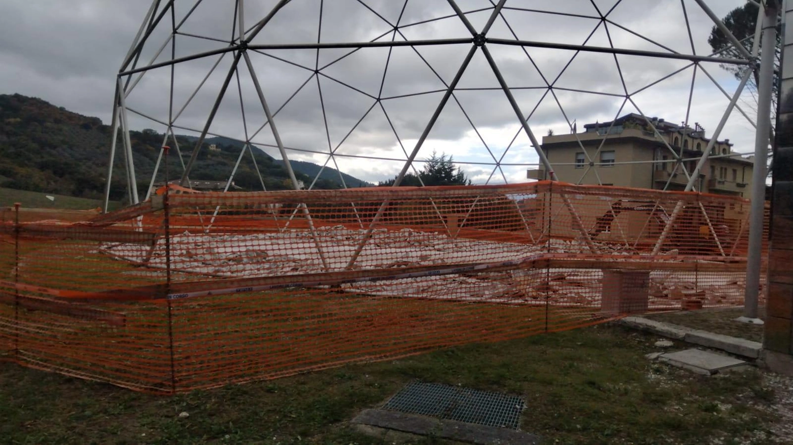 Spoleto Sfera, rifacimento della pavimentazione