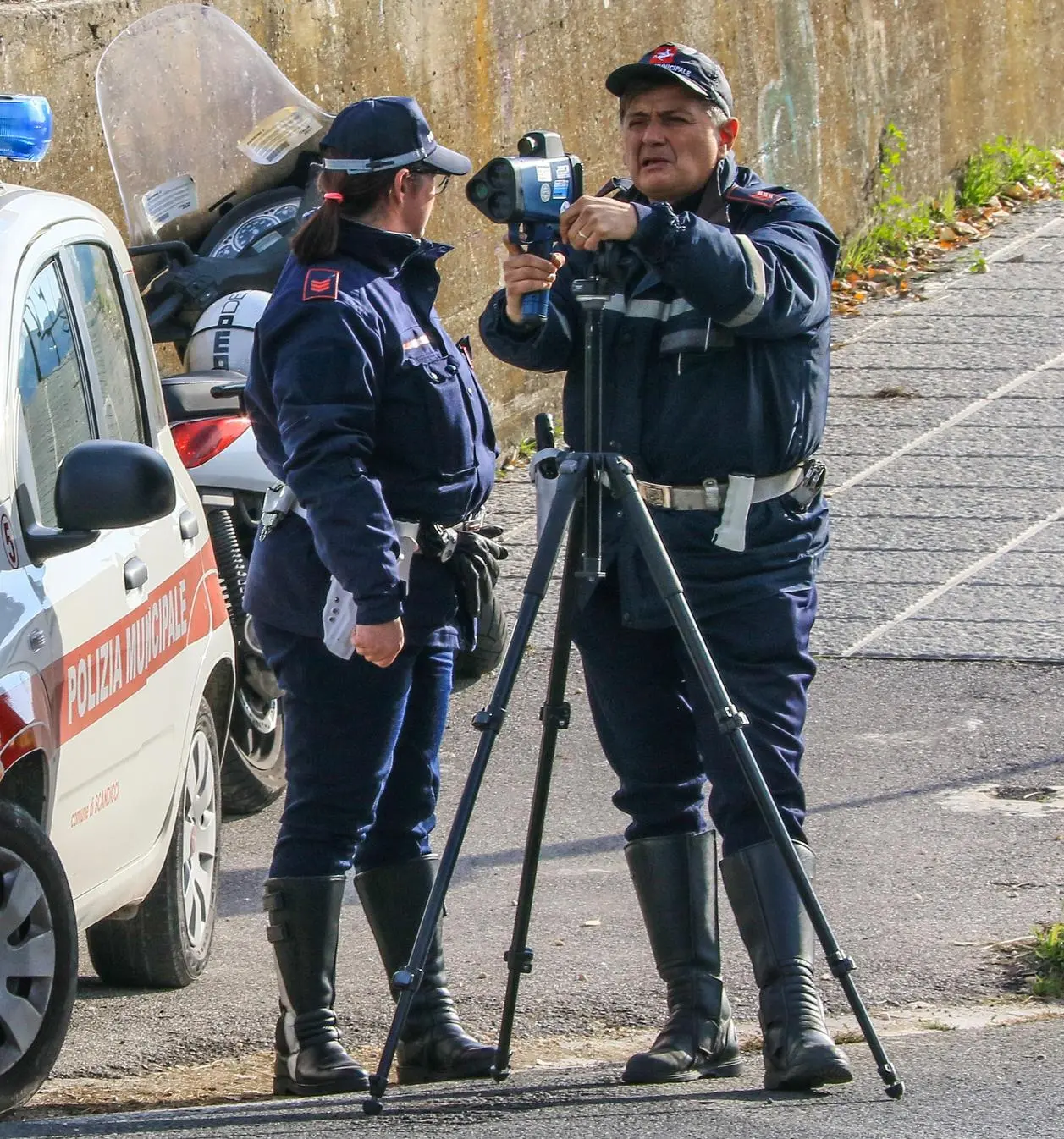 T-red e autovelox: è tempo di multe. Più sicurezza nelle strade pericolose