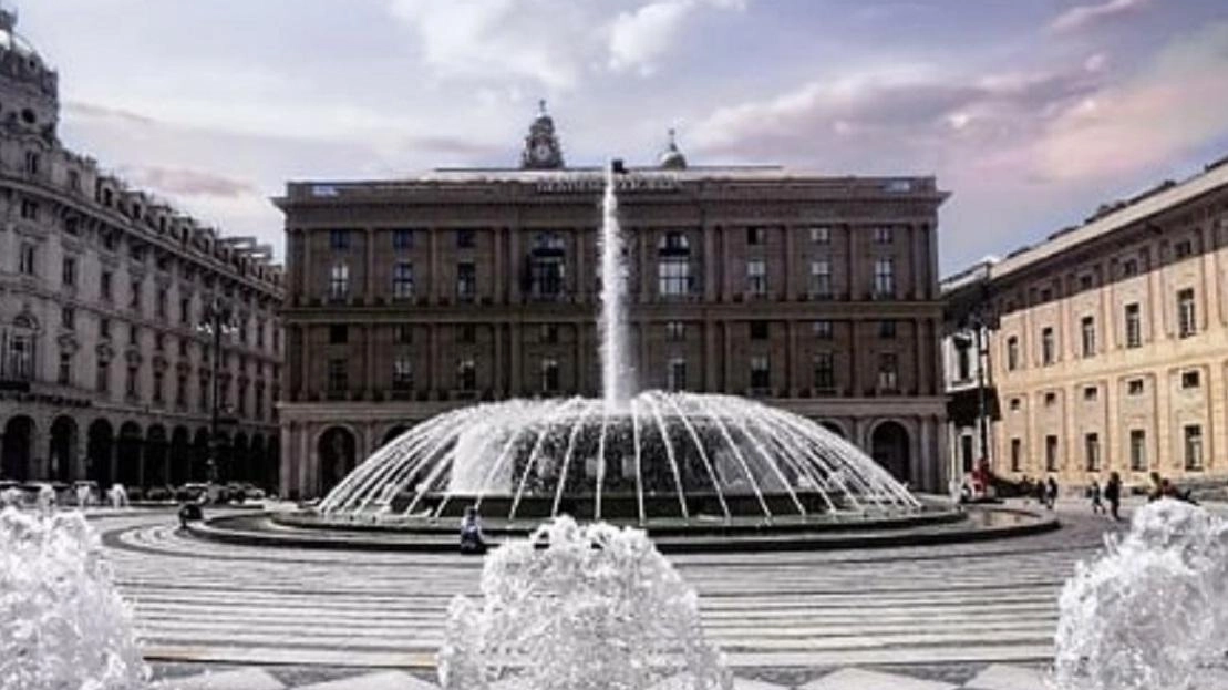 Piazza de Ferrari a Genova con il Palazzo della Regione