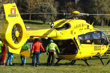 Perde le dita di una mano, grave incidente sul lavoro