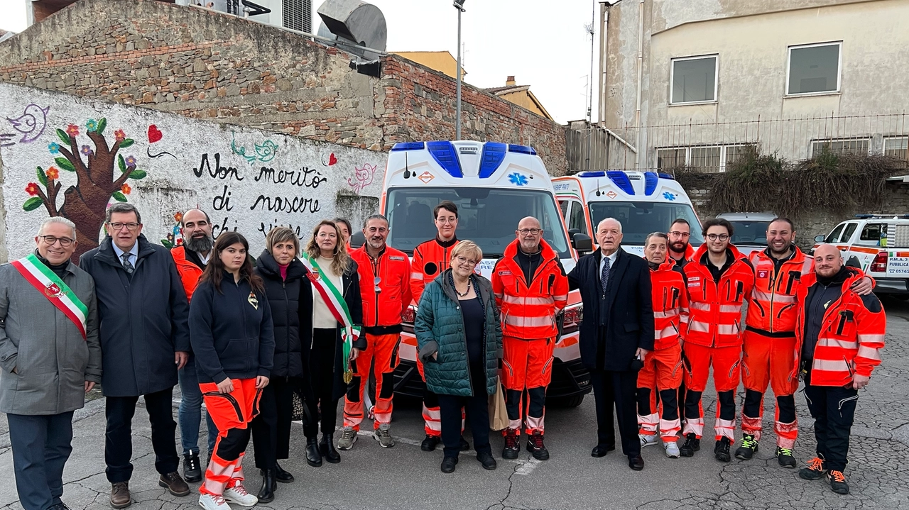 L'inaugurazione dei nuovi mezzi