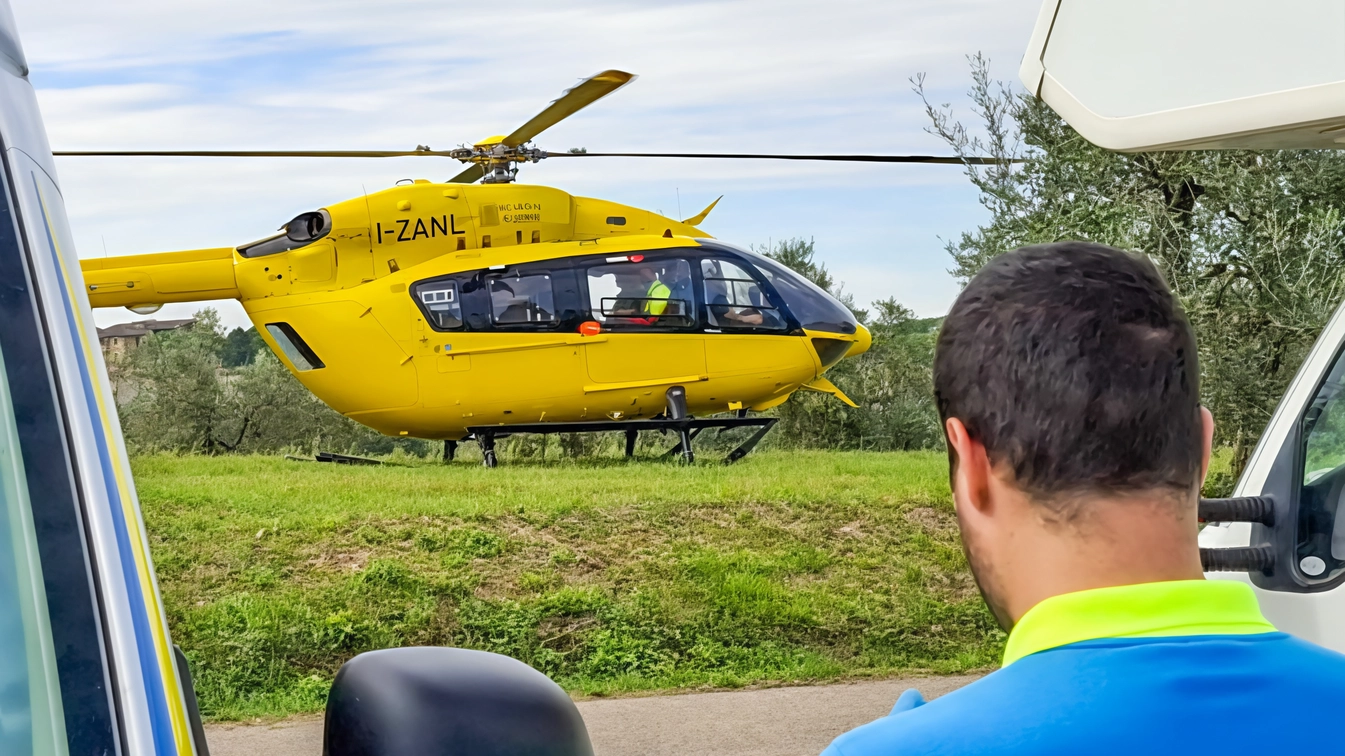 Scontro auto-camion. Grave una donna 34enne . Estratta dalle lamiere