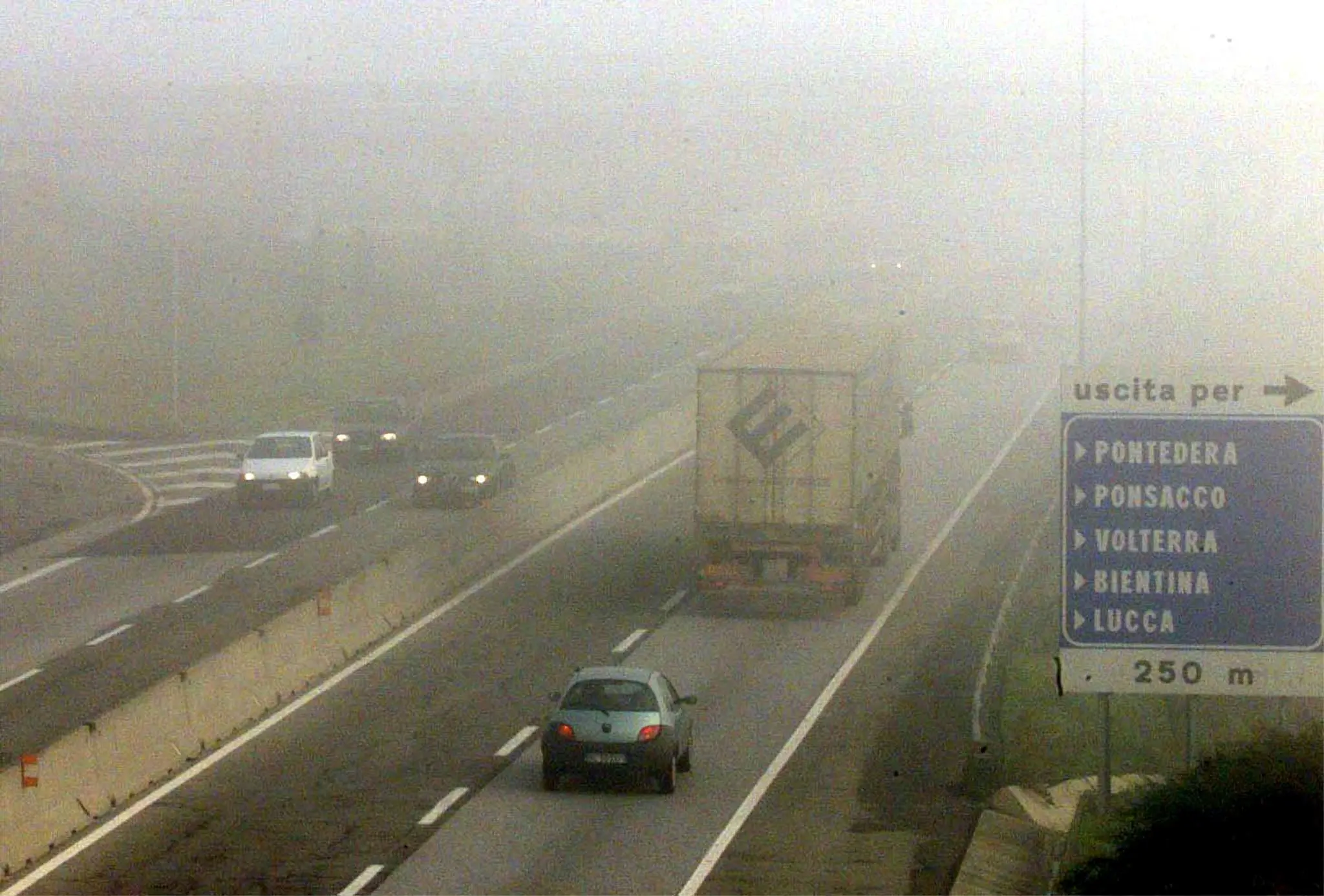 Meteo Toscana, per Capodanno cautela alla guida: rischio nebbia. Le previsioni