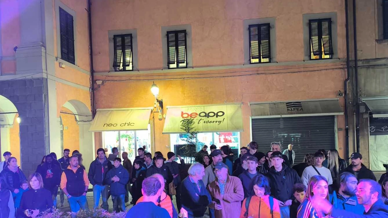 Successo per l'evento al Pisa Store: presentata la quarta maglia nerazzurra in edizione limitata, con grande partecipazione dei tifosi e asta online internazionale in corso.