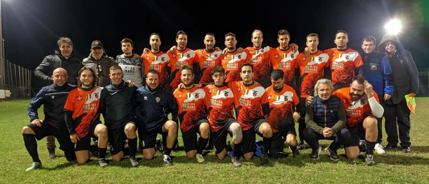 La seconda giornata di campionato in Versilia vede l'Arena Metato trionfare con 11 reti. Altri risultati e dichiarazioni dei protagonisti. Classifica aggiornata.