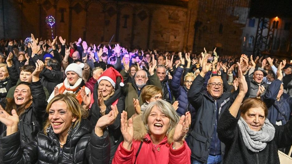 Folla in piazza Duomo lo scorso 31 dicembre (Acerboni/fotoCastellani)