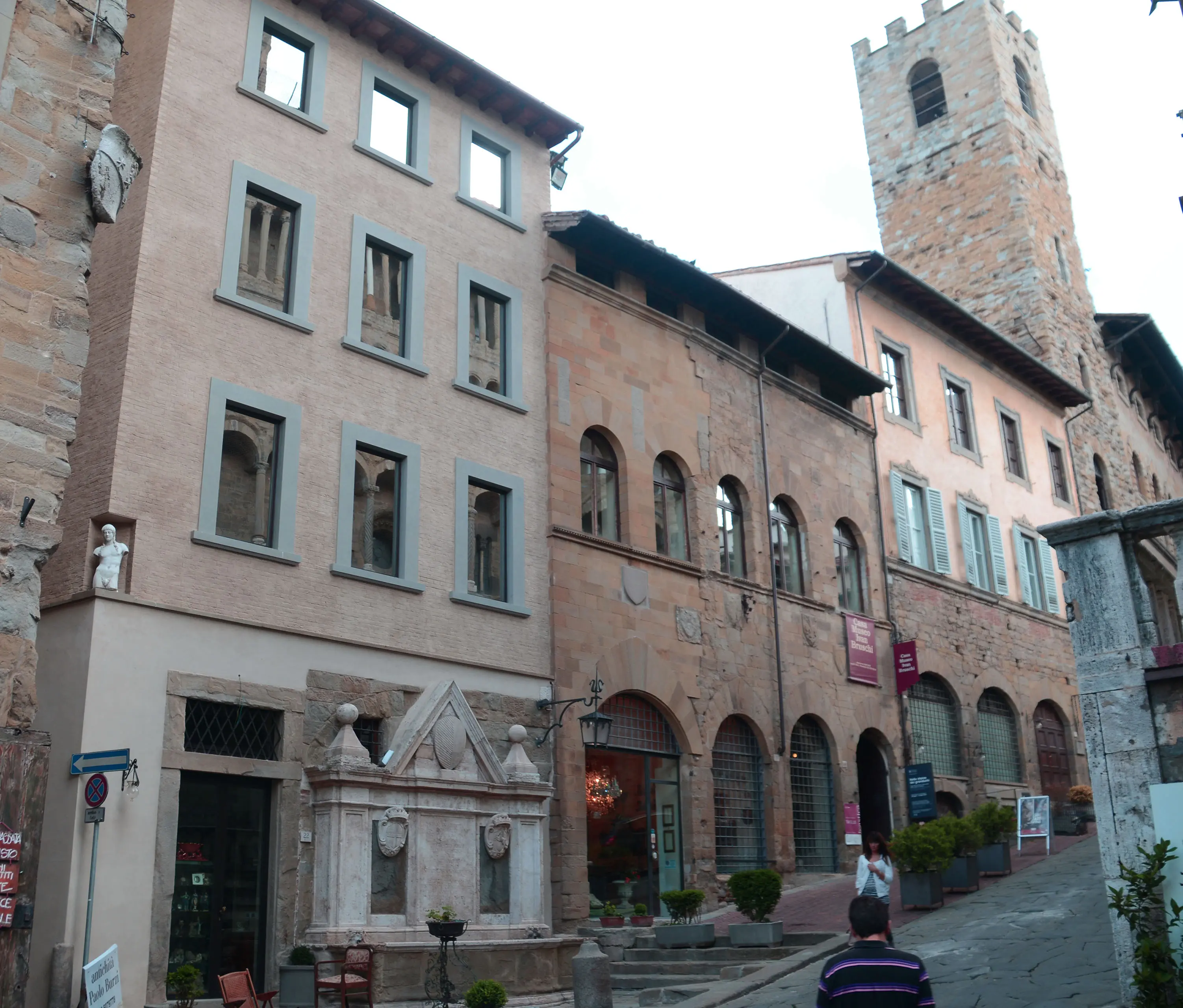 San Valentino, alla Casa Museo dell’Antiquariato Ivan Bruschi di Arezzo, l’ingresso 2x1