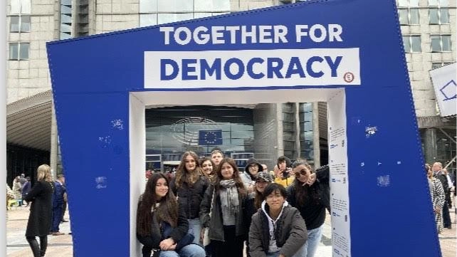 Studenti del ’Caselli’ al Parlamento Ue. Tutti a lezione sull’Europa dei diritti