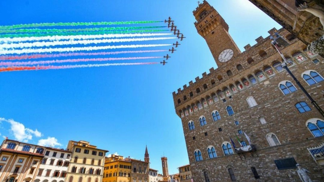 Le Frecce Tricolori su Palazzo Vecchio 