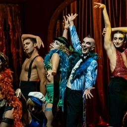 Montecatini, Arturo Brachetti in scena con ‘Cabaret’ il musical