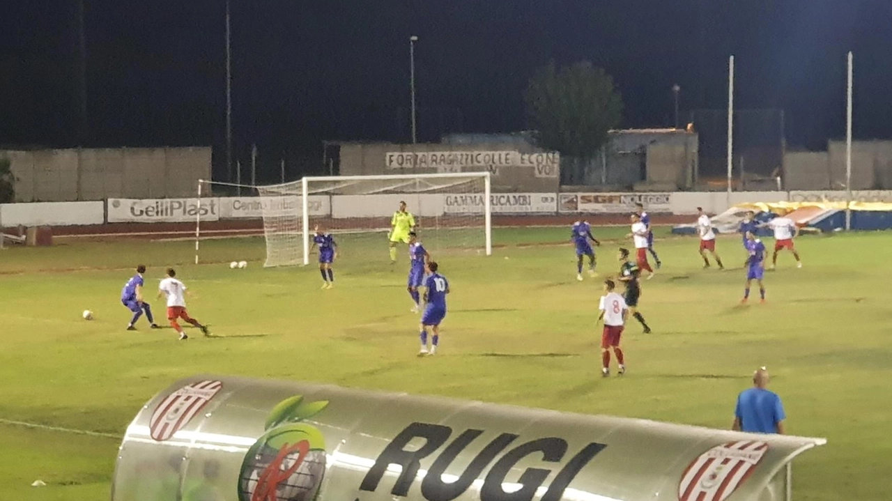 Un’immagine della partita Colligiana-Certaldo, andata in scena al Gino Manni