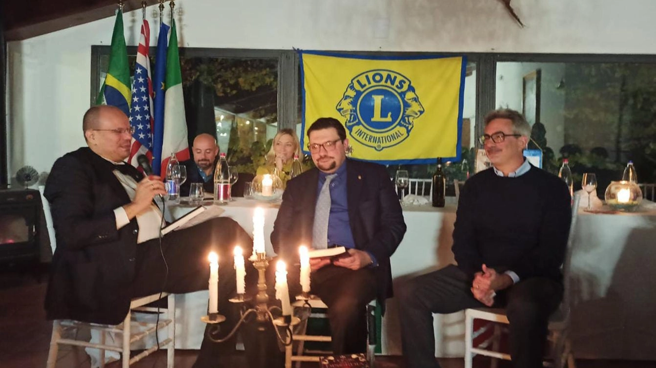 L'evento, che si è svolto a Villa Vecchia di Pratolini, è stato organizzato dal Lions Club Vaglia ed ha permesso anche la sensibilizzazione del pubblico sul service distrettuale firmato dai Lions della Toscana a favore della diagnosi precoce della patologia rara MLD