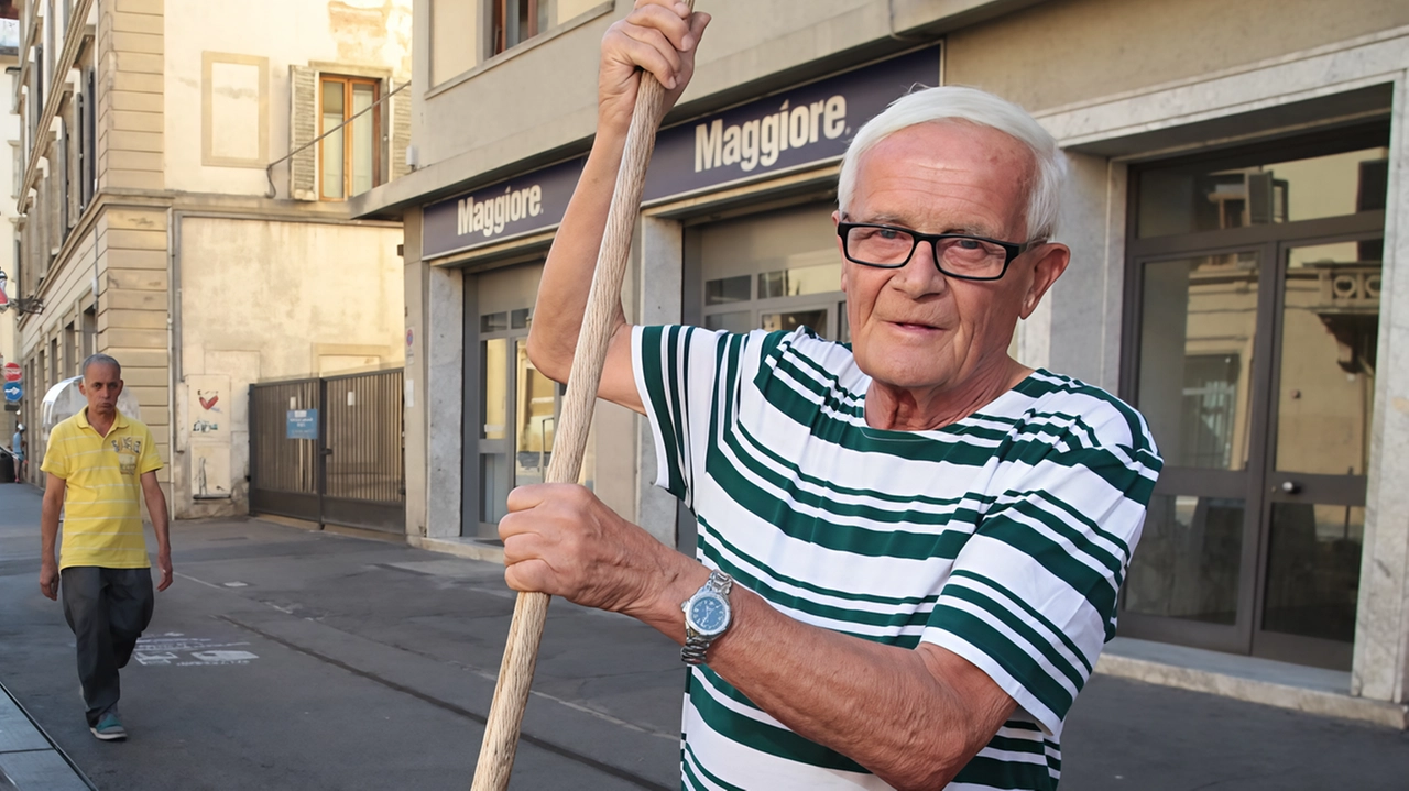 Il 91enne ha riaperto gli occhi dopo un mese dall’aggressione. La moglie: "Mi ha riconosciuto, ancora non parla, ma è cosciente".