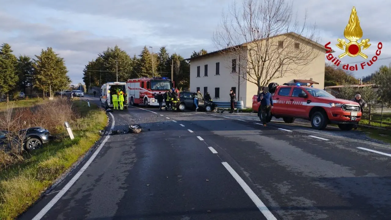 Terribile scontro sulla statale Eugubina, arriva l’elisoccorso