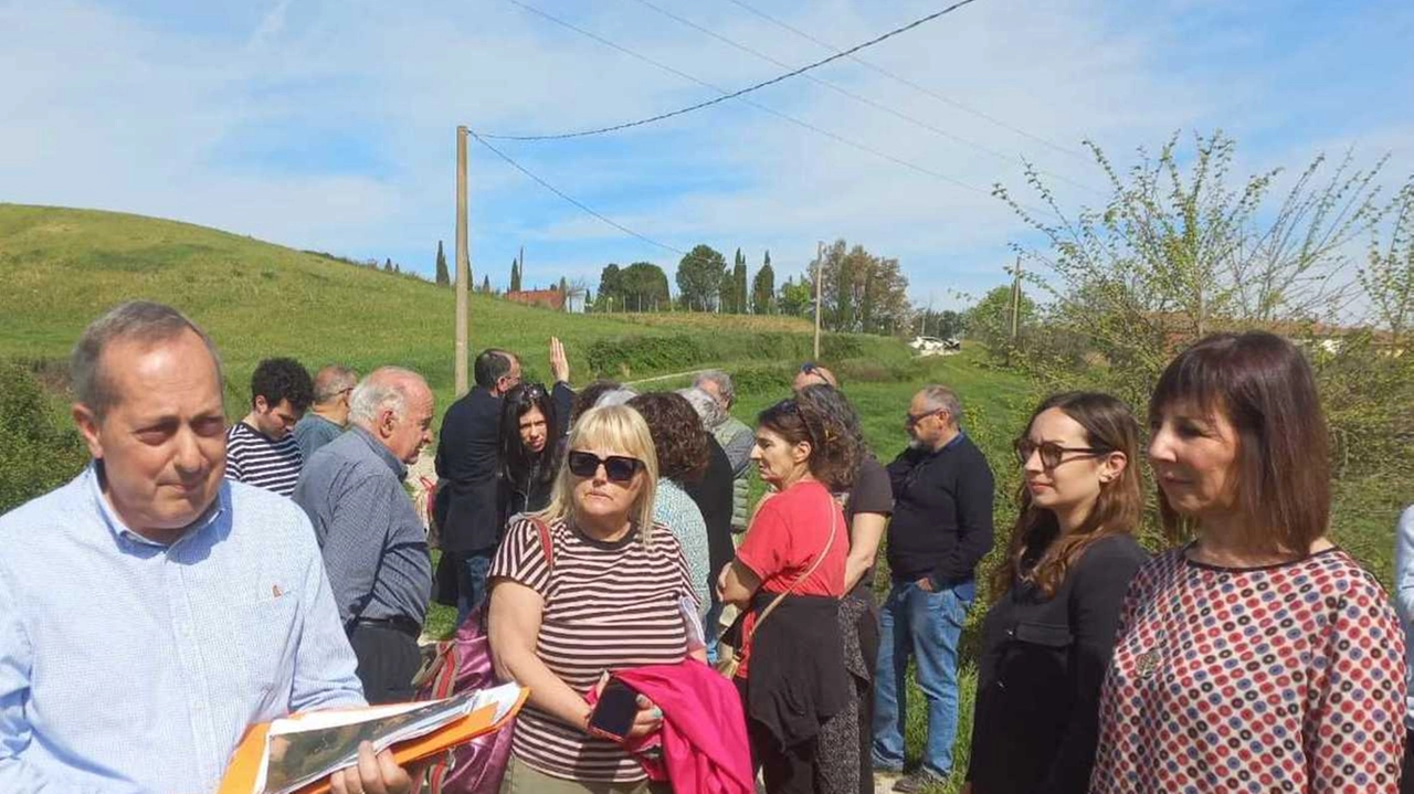 Il sit in indetto dal comitato di protesta quando fu scoperto il progetto del primo impianto di accumulo autorizzato dal Mase: ora i progetti sono tre