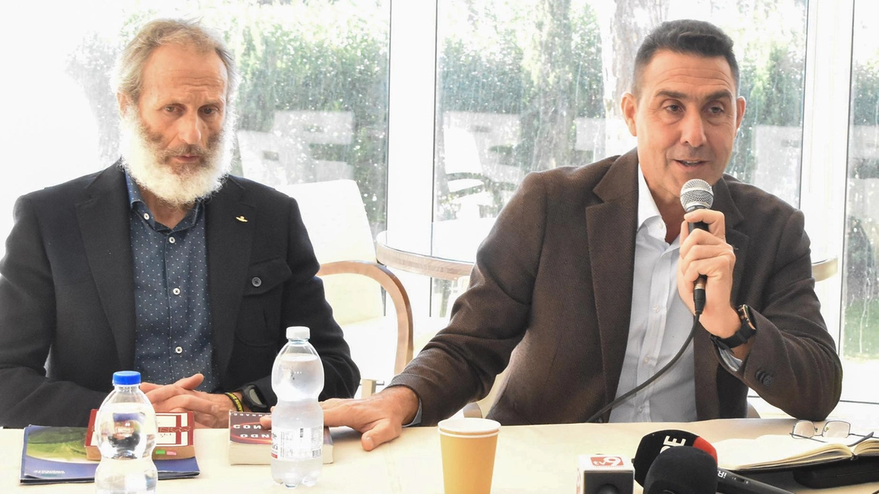 L’evento a Marina con il generale Vannacci seguito con molta attenzione. Vasellini: "Tensioni create da chi non accetta ci siano opinioni differenti".