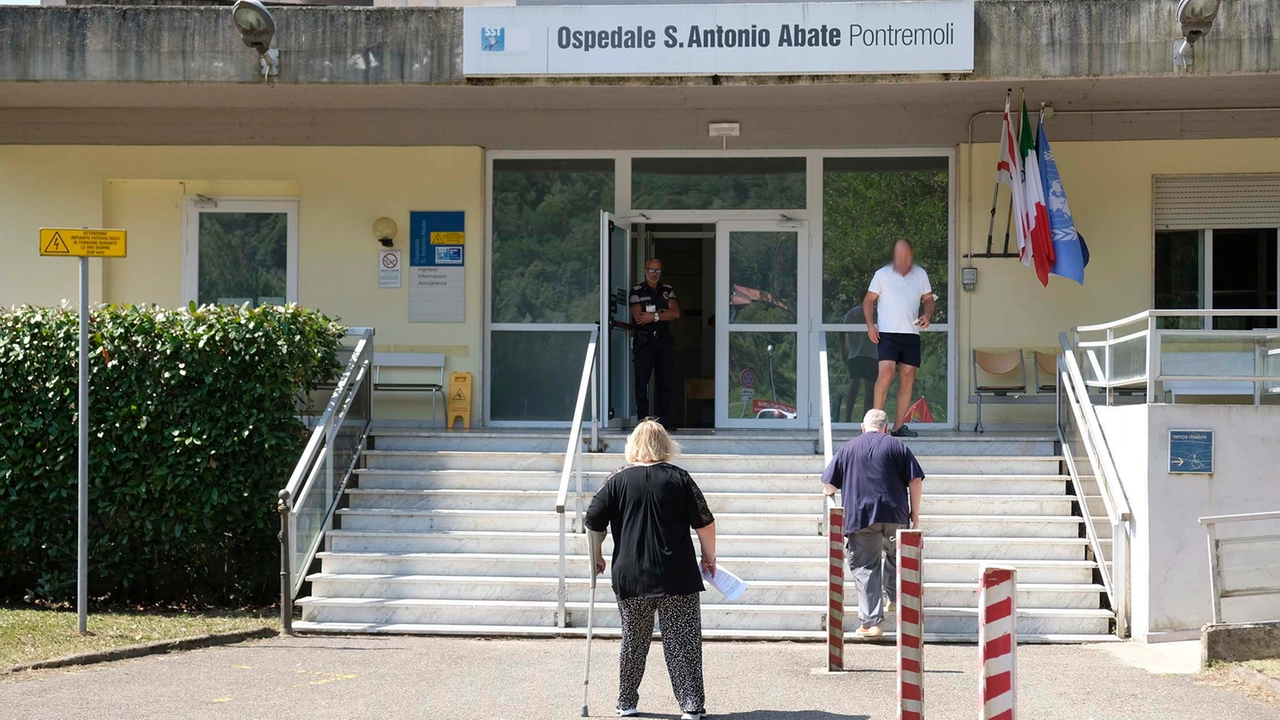 L’intervento è stato eseguito all’ospedale Sant’Antonio Abate di Pontremoli, poi il paziente è stato trasferito in terapia intensiva del Noa a Massa