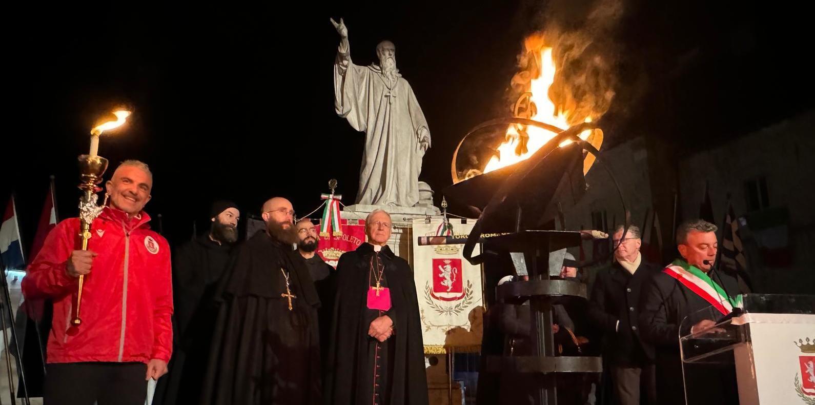 Pace ed Europa unita, a Norcia è arrivata la fiaccola della pace