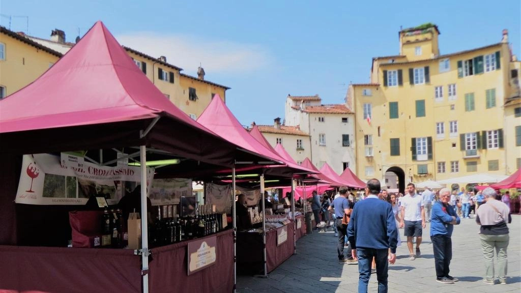 Oggi e domani il mercatino piemontese. Fiera itinerante di tipicità gastronomiche