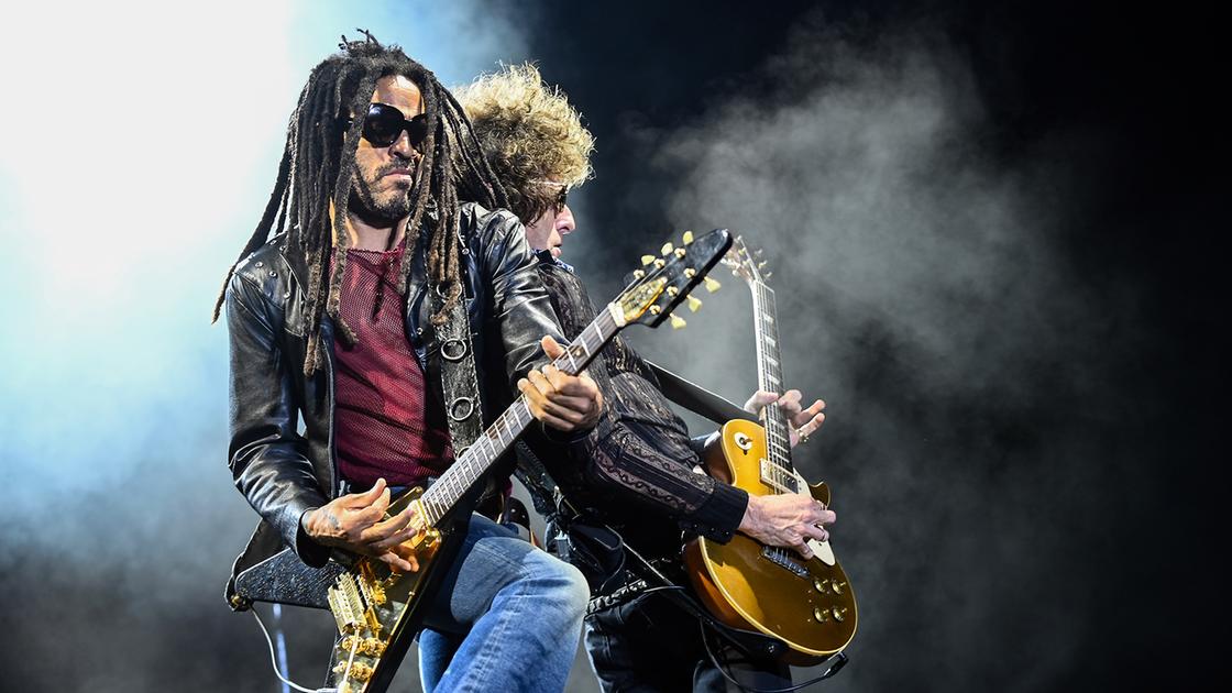 La carica dei 12mila per Lenny Kravitz. Spettacolo all’Umbria Jazz