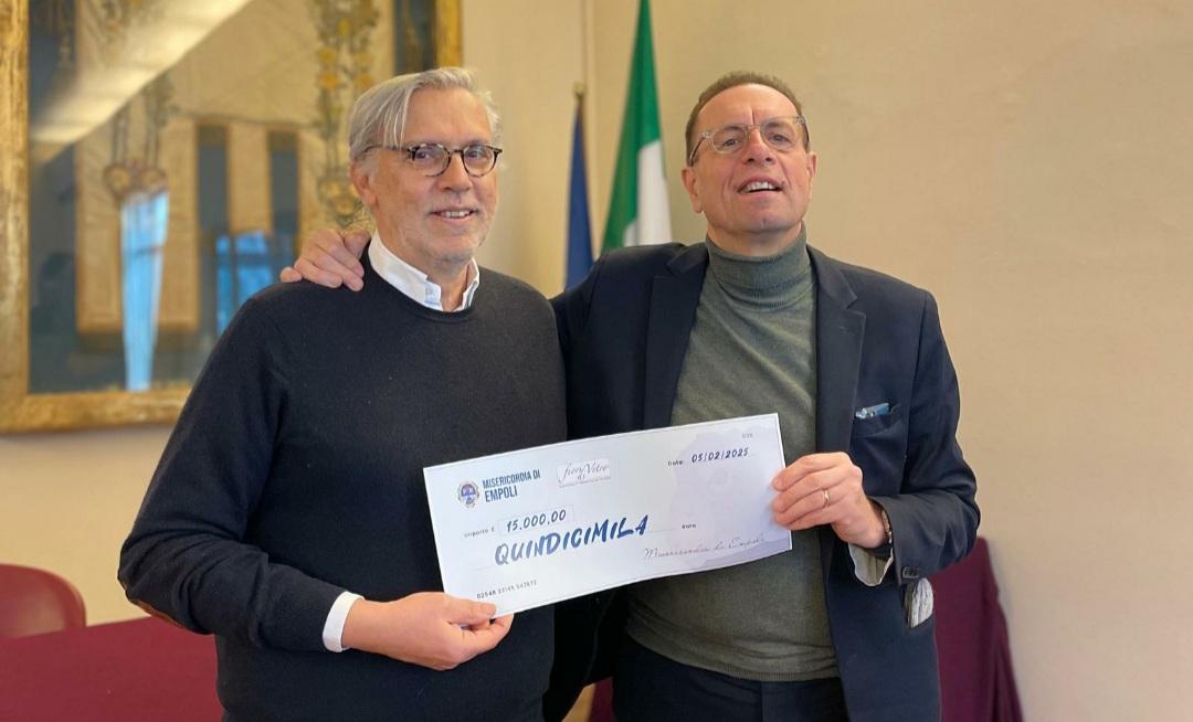 La Misericordia di Empoli dona 15mila euro all’associazione Fiori di Vetro