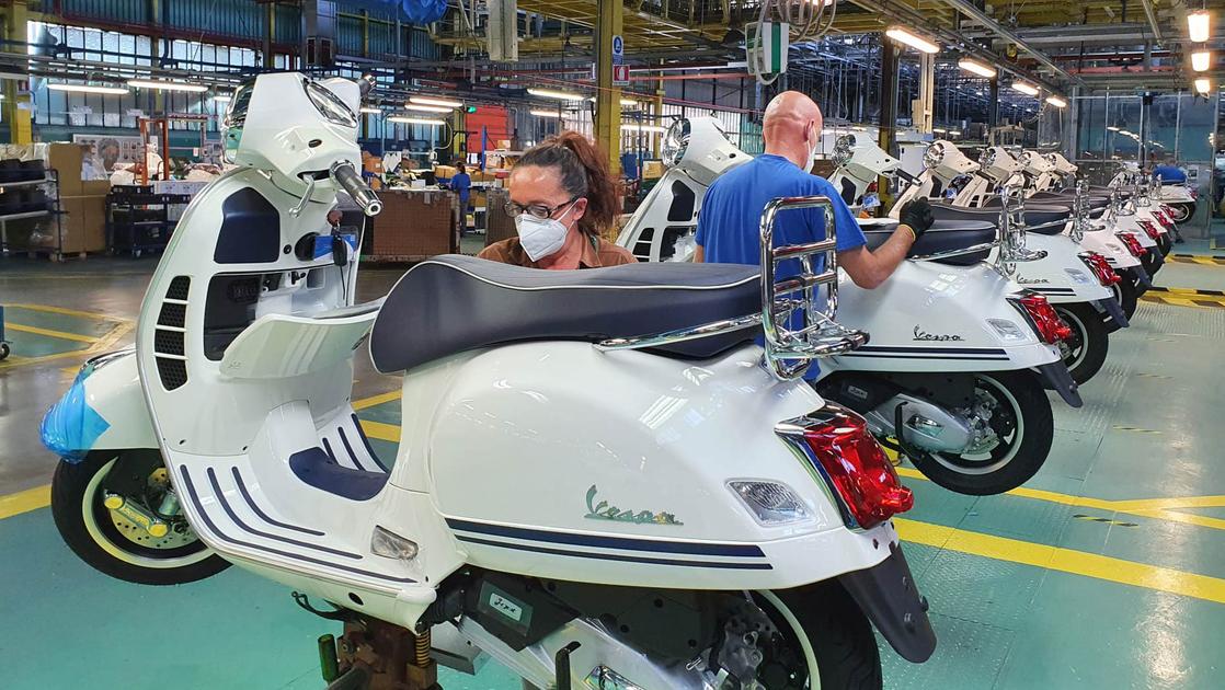 Piaggio, c’è l’accordo: fine cassa integrazione e 40 stabilizzazioni