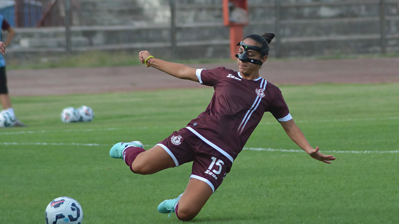 Obiettivo aggancio. L’Arezzo femminile sarà di scena questo pomeriggio sul campo del Lumezzane (fischio d’inizio ore 14,30) per la sfida...