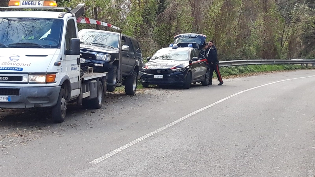 I carabinieri sul posto a Vezzano Ligure (Foto Pasquali)