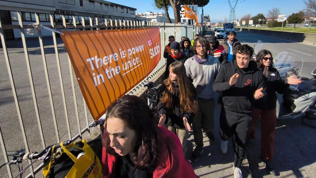 Il presidio dei Sudd Cobas in via Paronese è iniziato il 13 febbraio