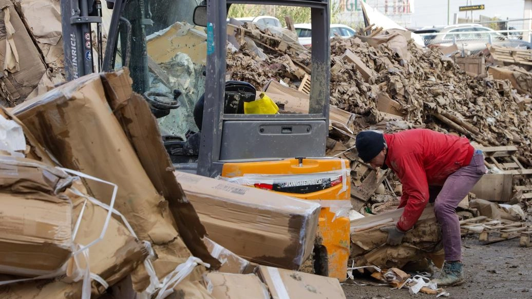 Alluvione, la querelle dei detriti: "Non sappiamo dove smaltirli. Adesso serviranno altre analisi"