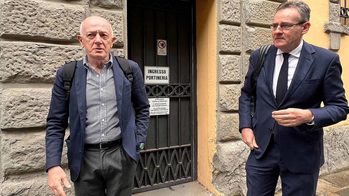 Uccide La Moglie Malata Scena Muta Davanti Al Gip Sacchi Resta In Carcere