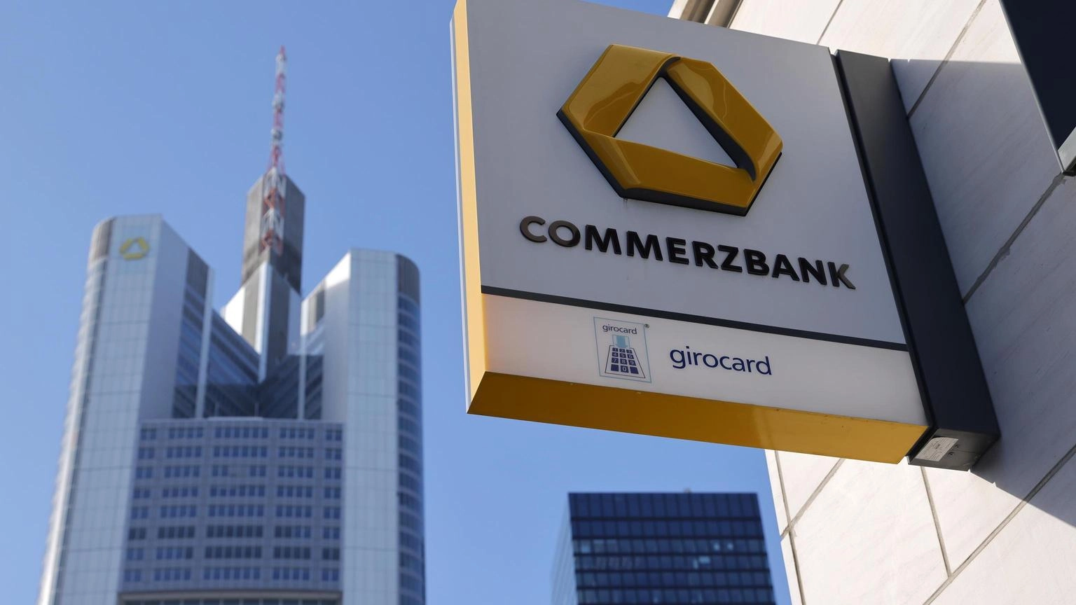 Ft, Commerzbank aperta a valutare l'integrazione con Unicredit