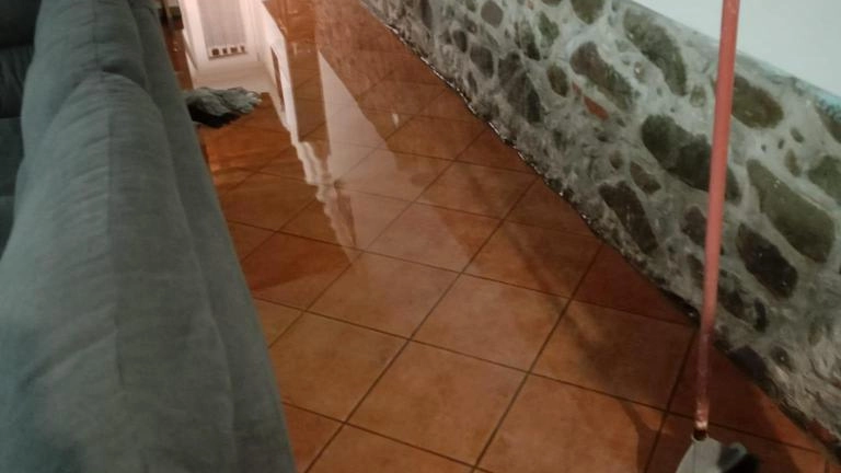 L’acqua in una casa di Camigliano