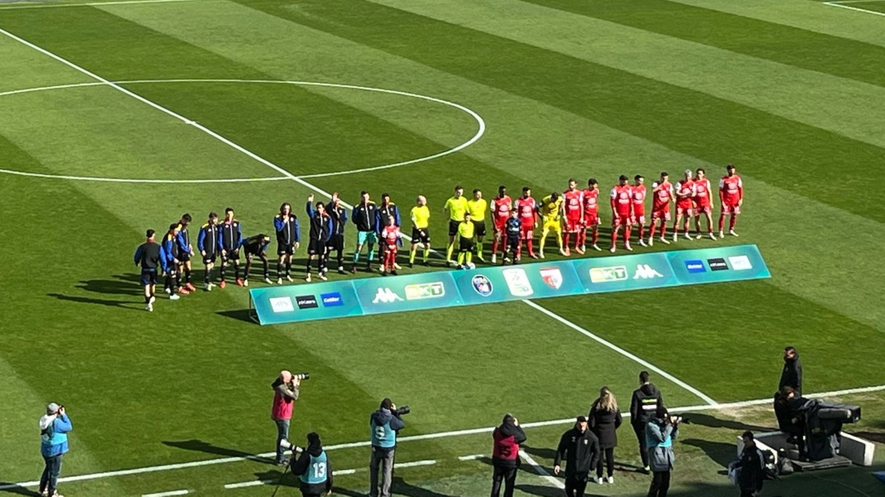 Pisa-Mantova, le squadre in campo