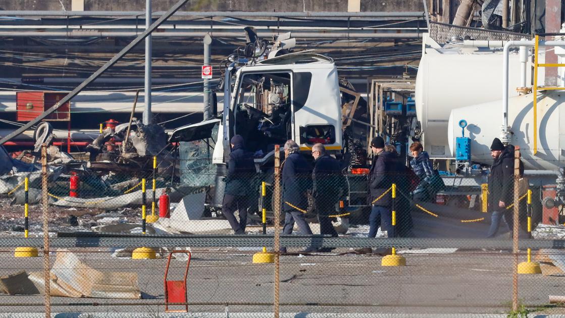 “Una scena straziante”. Lo choc dei parlamentari al sopralluogo per la strage di Calenzano