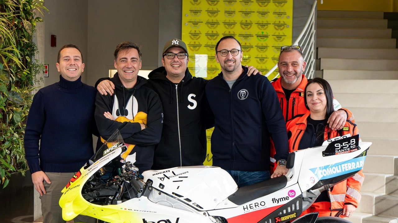 Collaborazione per l’uso dei defibrillatori tra la Pubblica assistenza Avis di Fivizzano e il Vr46 Pertamina Enduro Racing Team di Valentino Rossi