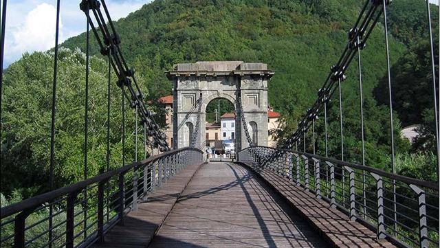 Ponte delle Catene, Bagni di Lucca (Foto Fai)