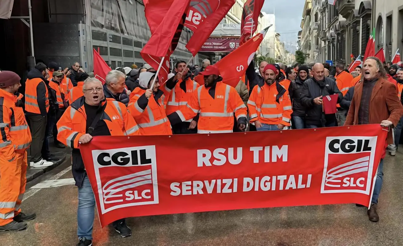 Dalla riunione sulla vertenza Telco cassa integrazione a zero ore: "Nessuna novità sugli stipendi"