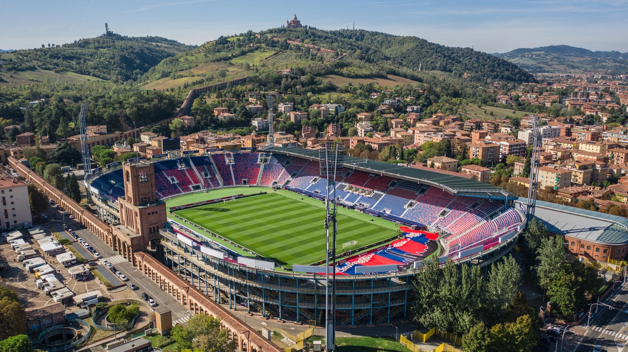 Il tecnico dà quattro giorni di riposo come premio per il successo. Il 30 c’è il Verona: si tenta di recuperare l’esterno svizzero. Sotto l’albero Italiano spera di trovare Ndoye