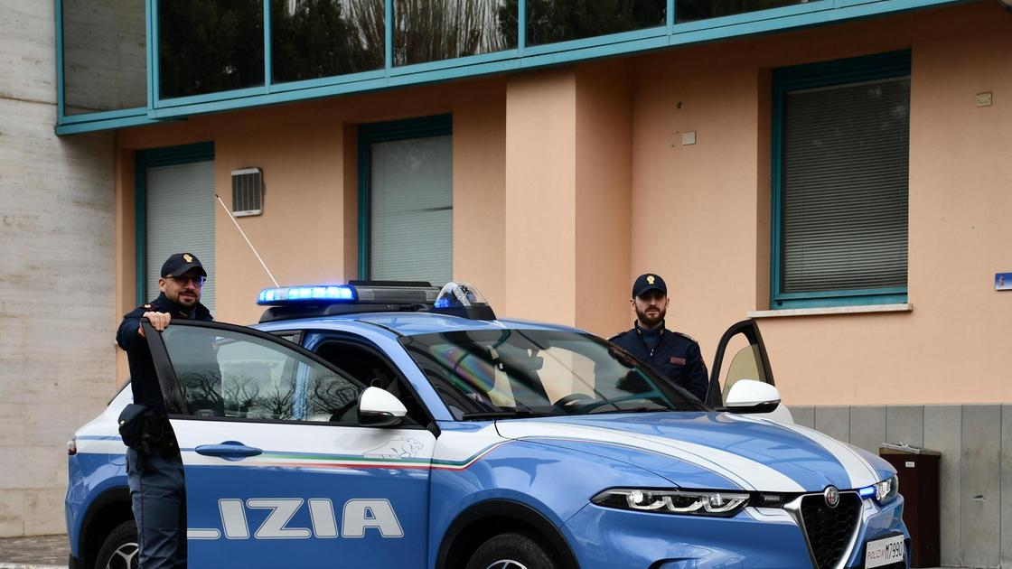 Entra in casa per rubare: riconosciuto dai filmati delle telecamere e denunciato