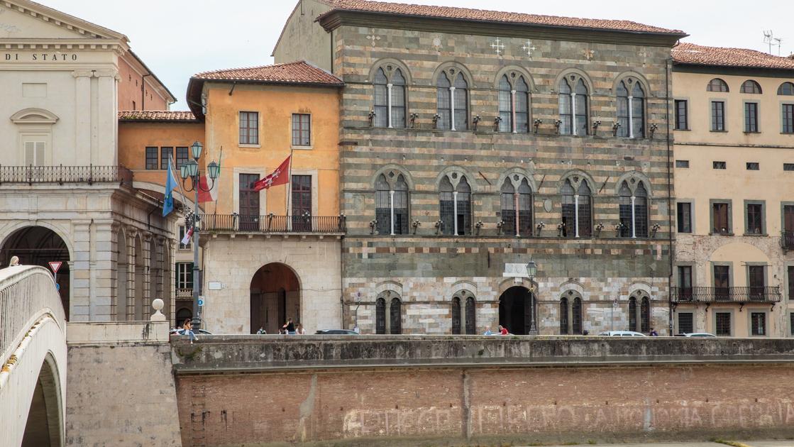 Residenza negata a Pisa. “Condannato il Comune”