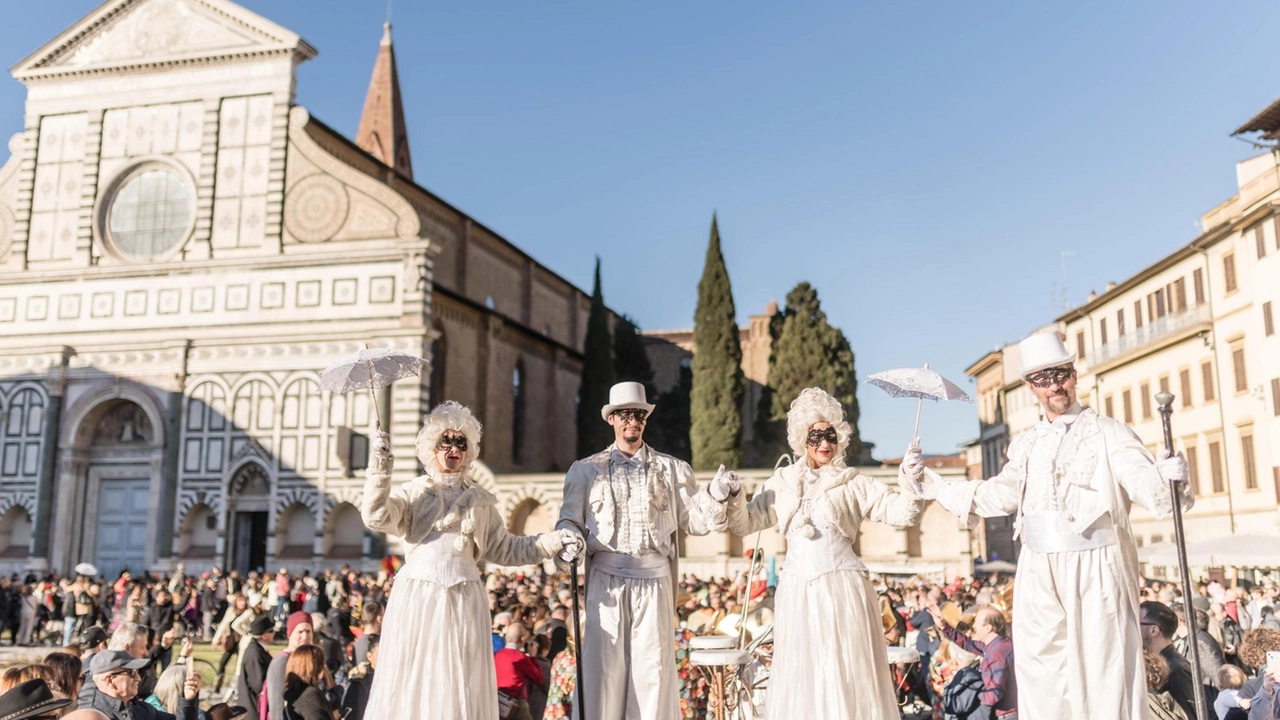 Questo fine settimana torna il Carnevale di Firenze con due momenti imperdibili: il Gran Ballo ’Regine a Palazzo’. e la parata di Carnevale