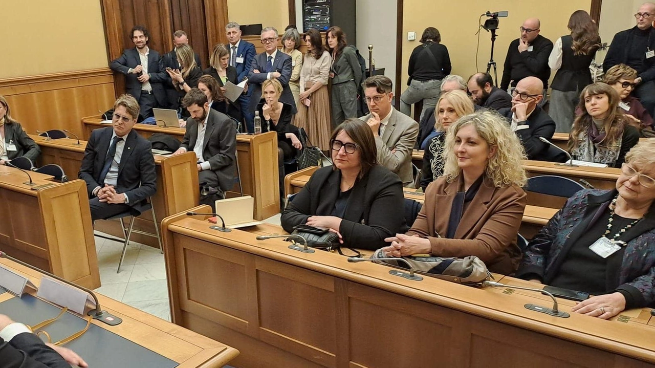 In prima fila da sinistra, Diana Toccafondi, Chiara Bartalini e Benedetta Squittieri