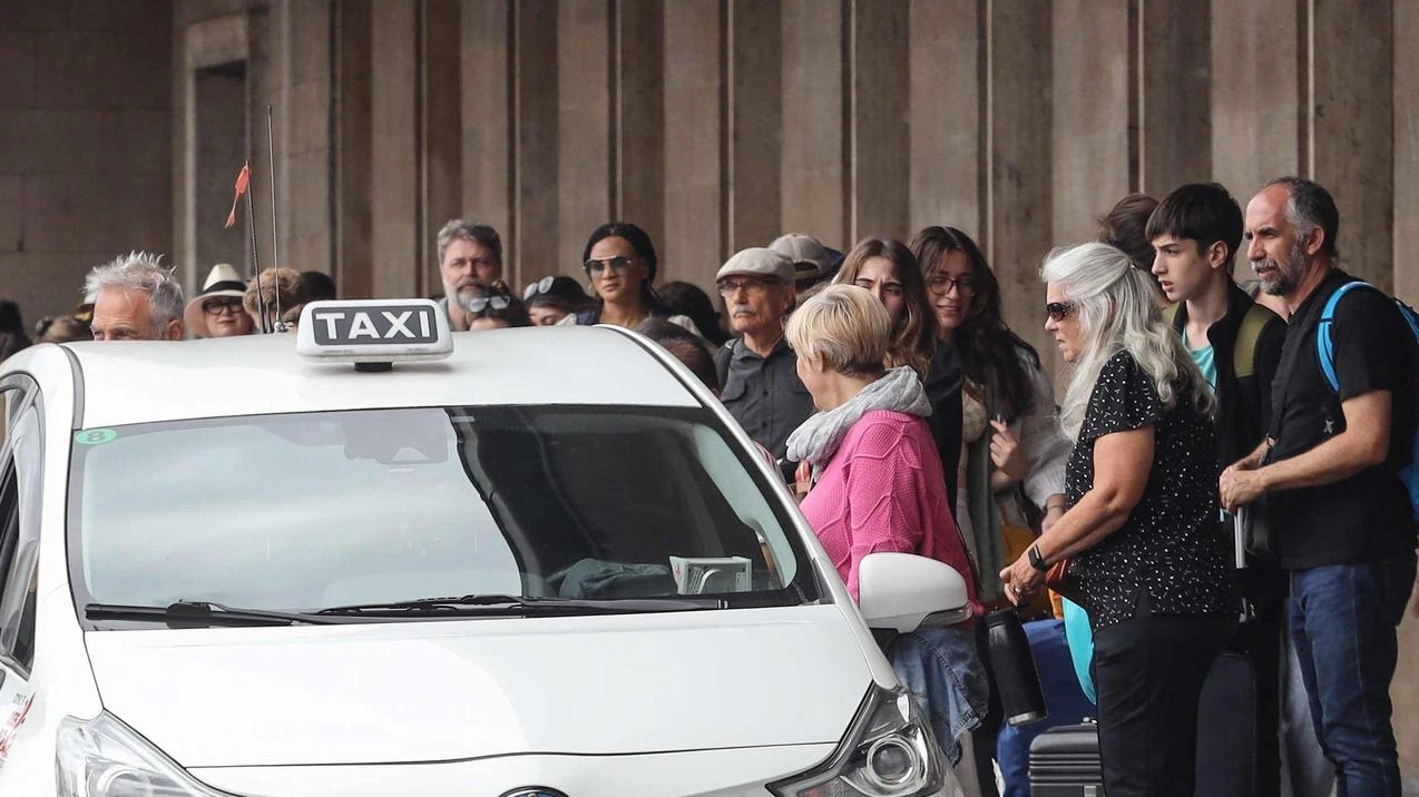 Approvato dal consiglio di Scandicci il rinnovo della convenzione per il servizio taxi