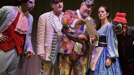 Andrea Pennacchi è protagonista di «Arlecchino?» diretto da Marco Baliani