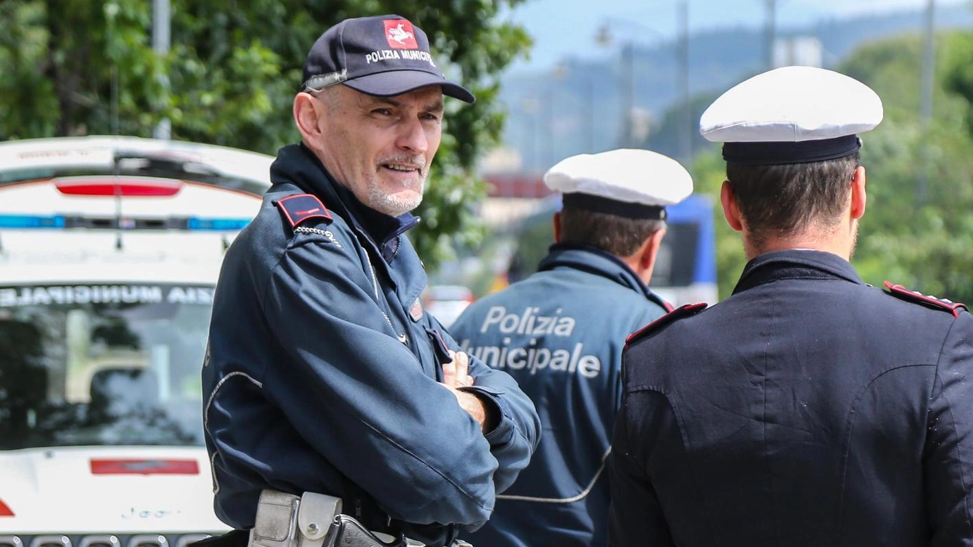 Abbandono di rifiuti. Indagini dei vigili. Un denunciato