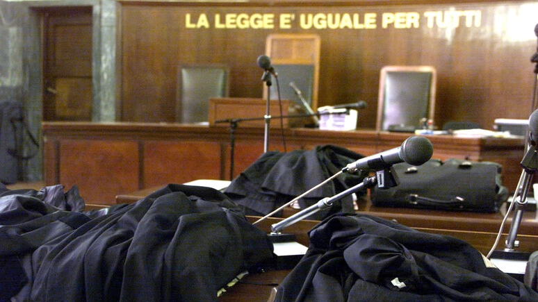 Un'aula di tribunale in una foto di repertorio Ansa